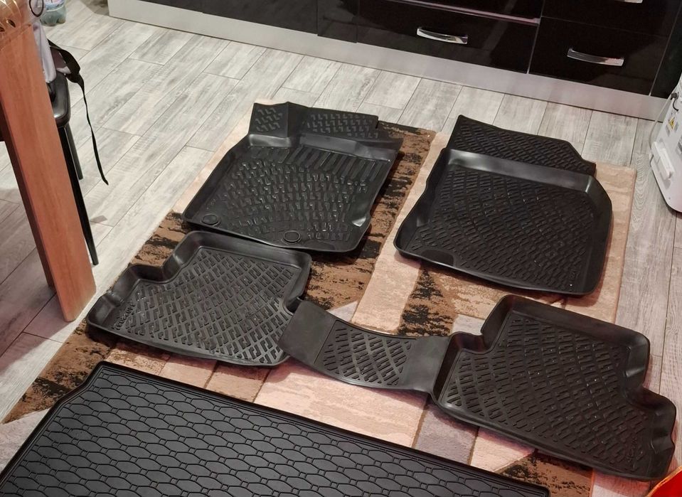 Vand tavita portbagaj si covorase Renault Kadjar