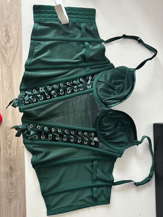 Corset din catifea