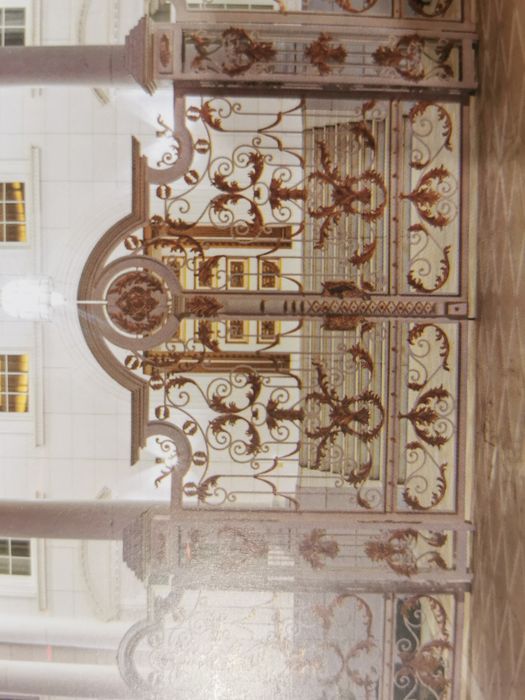 Porți și garduri din fier forjat