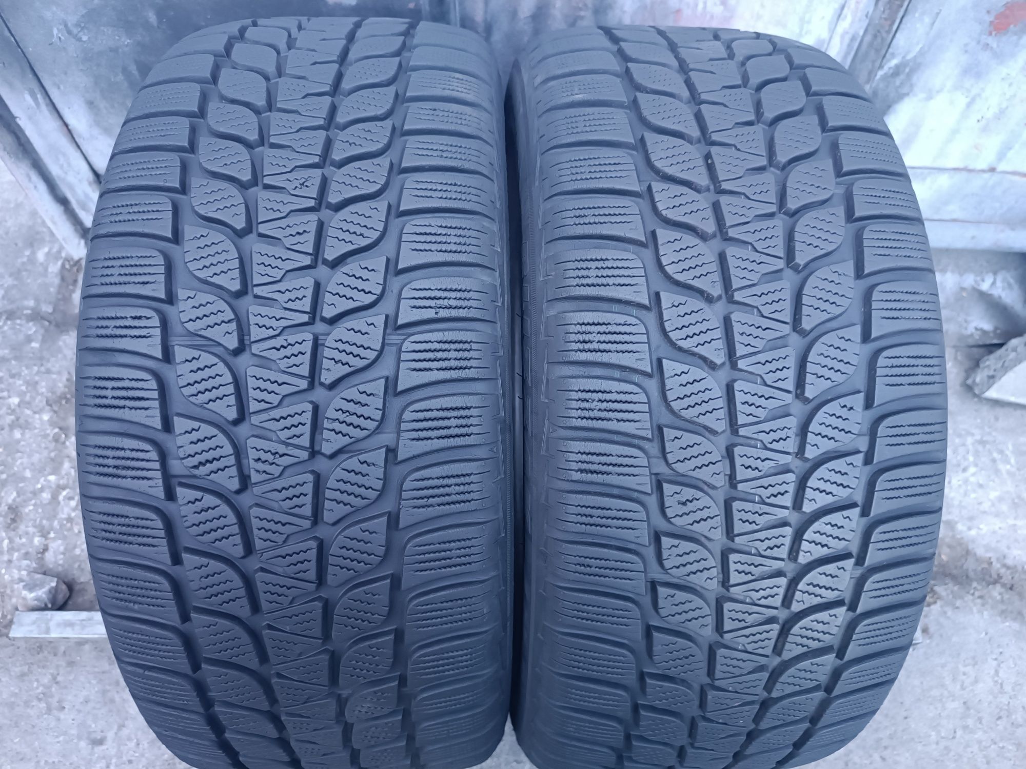 245/45/17 Bridgestone