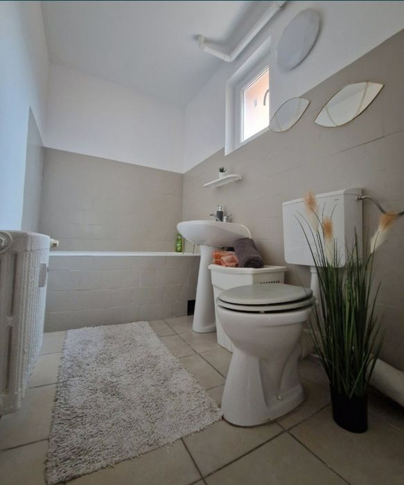 FACTURA**Cazare Apartament in Regim hotelier Craiova