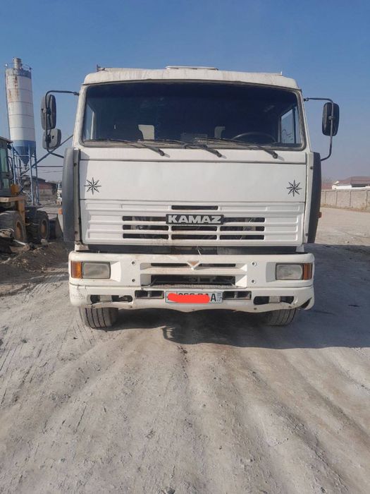 Камаз 2018 газда холати яхши ишлаб турипти срочно сотилади