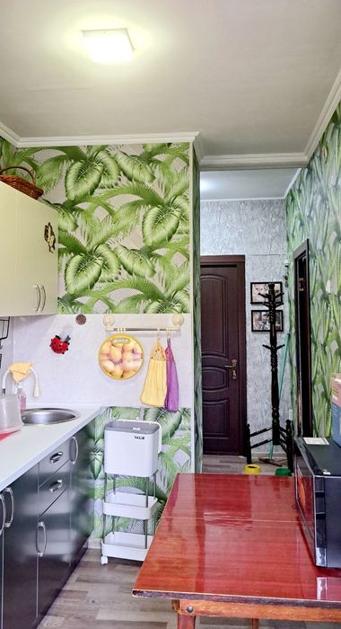 Чирчик 1в2-комнатная 47м.кв Кирпичный дом Нижний Комсомольский