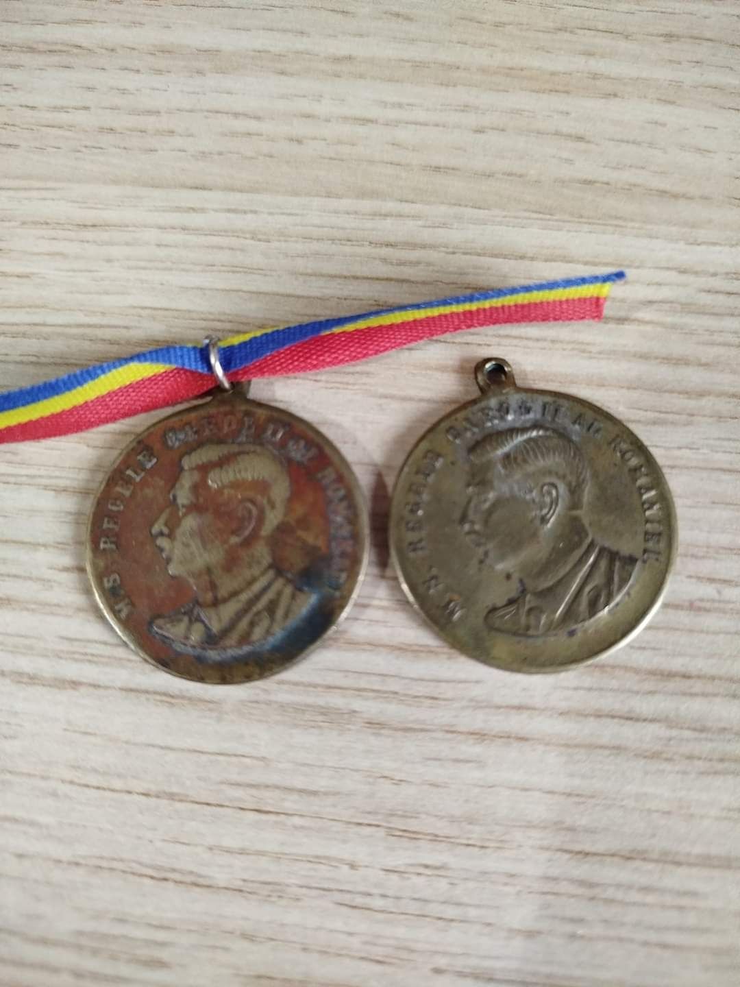 2 premii scolare