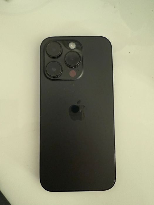 Iphone 14 pro (incarcator complet + husa)