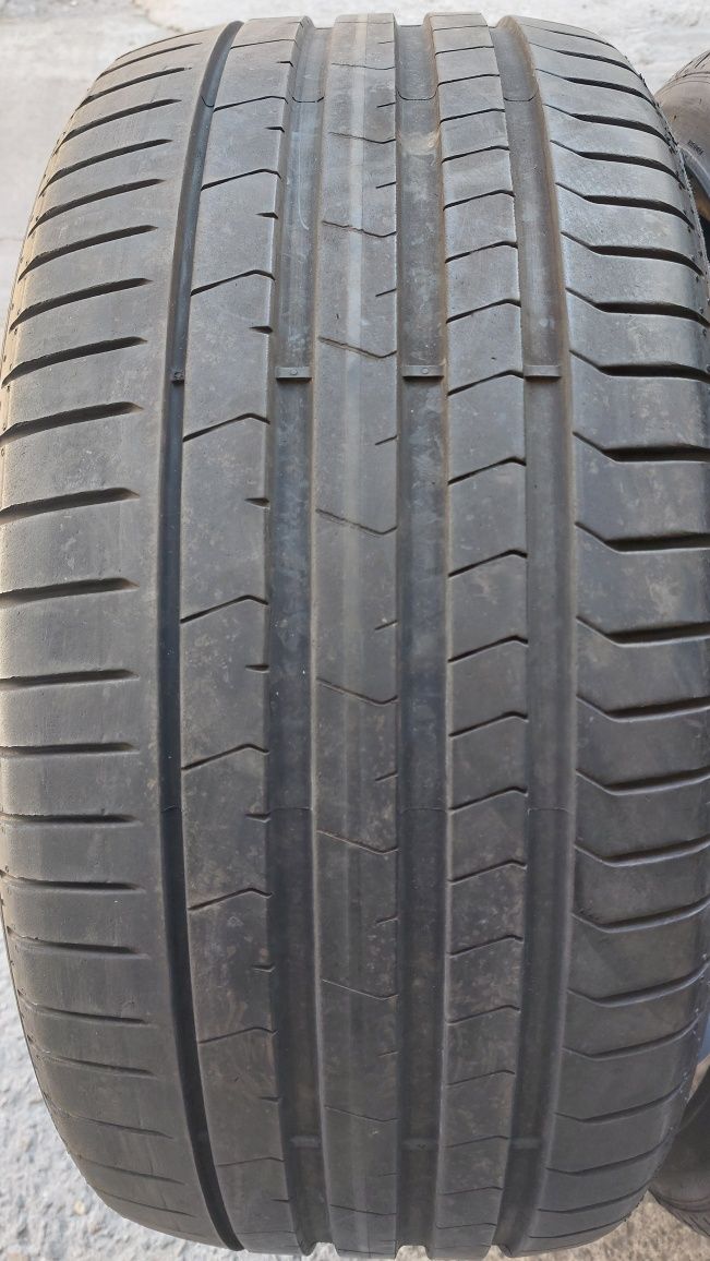 Гуми 255/35/20 Pirelli P Zero PZ4 2 броя