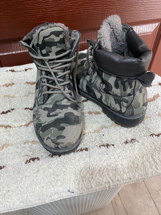 Топли зимни боти