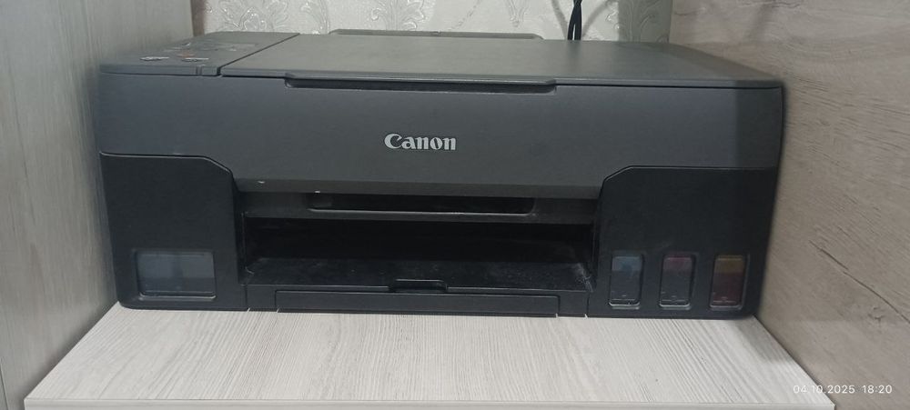 Rangli printer sotiladi.  6 oy boldi olganimgaa