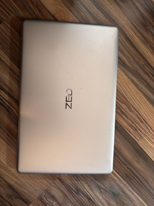 ZED Air Plus  HRS ноутбук.