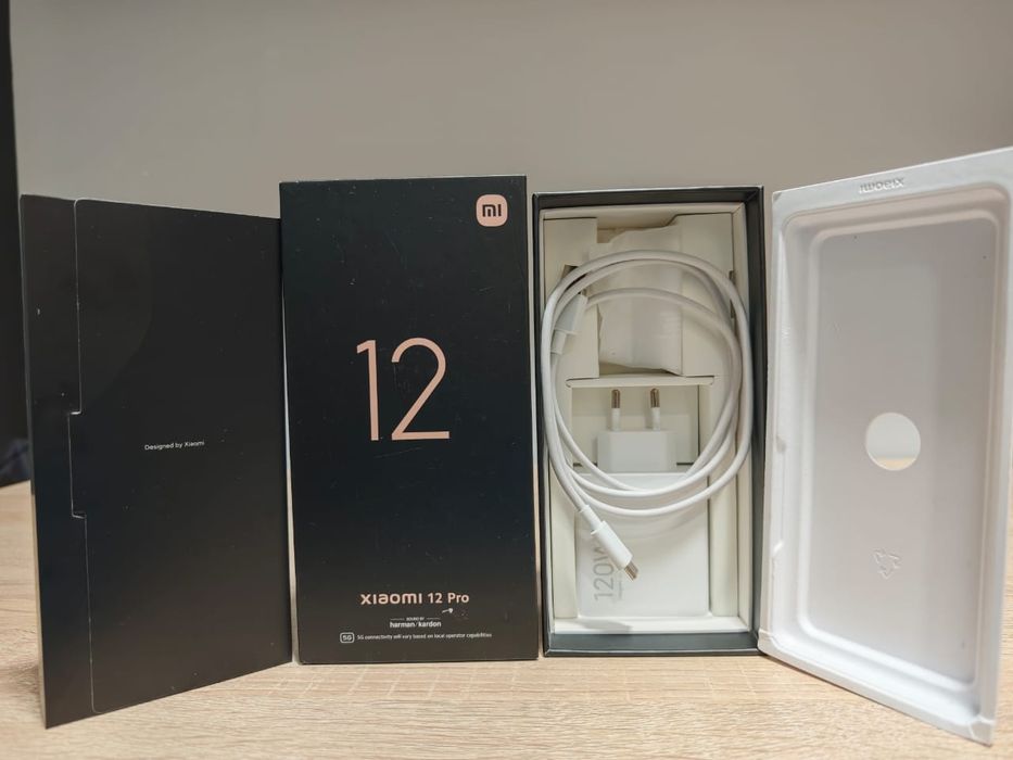 Xiaomi 12 pro 12/256 GB Blue