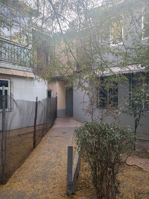 Четырех комнатная квартира в лучшем районе Ташкента ! 110 школа