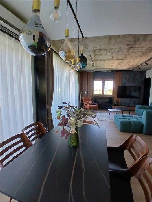 Дава се под наем Двустаен апартамент в Бургас, Възраждане - 68 кв.м за 204 € - Снимка #1