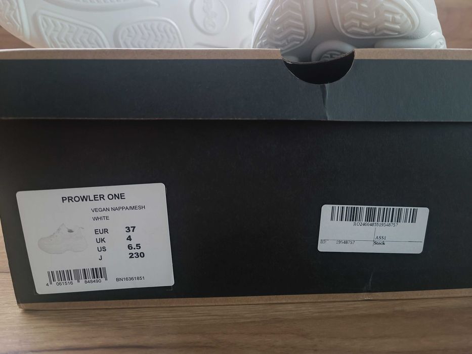 Маратонки Buffalo