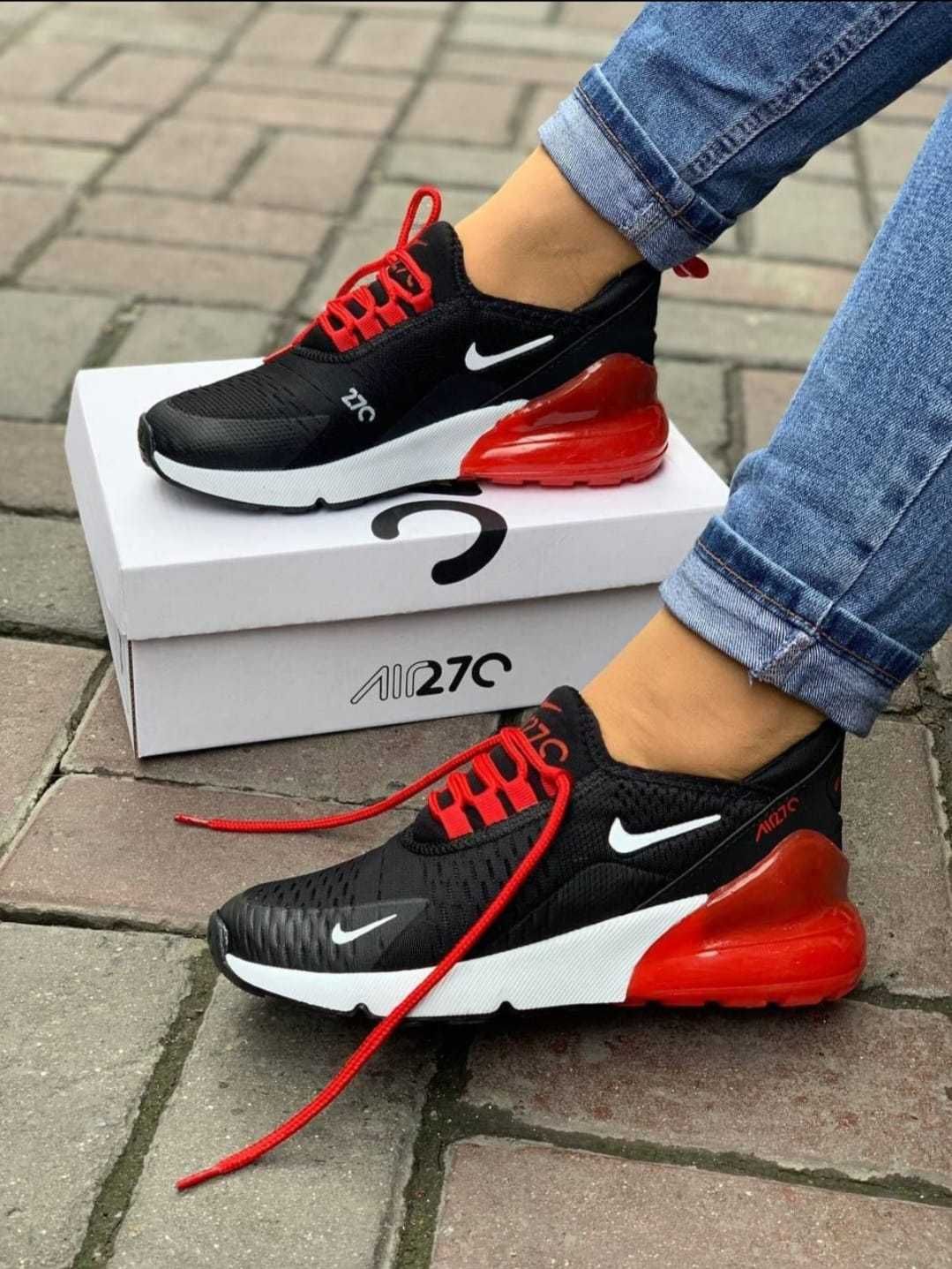 Adidasi Nike 270c Negru Cu Semn Alb