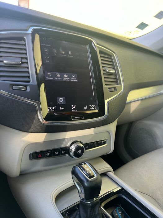 Vând Volvo xc90 impecabil