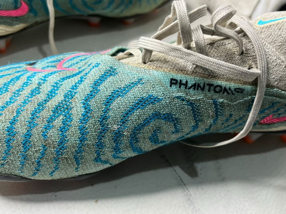 Футболни обувки