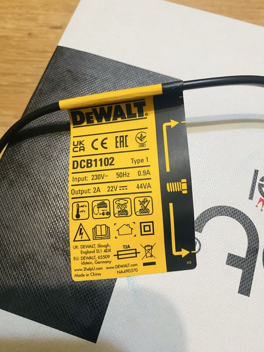 Vand incarcator DeWalt nou 10.8/18v