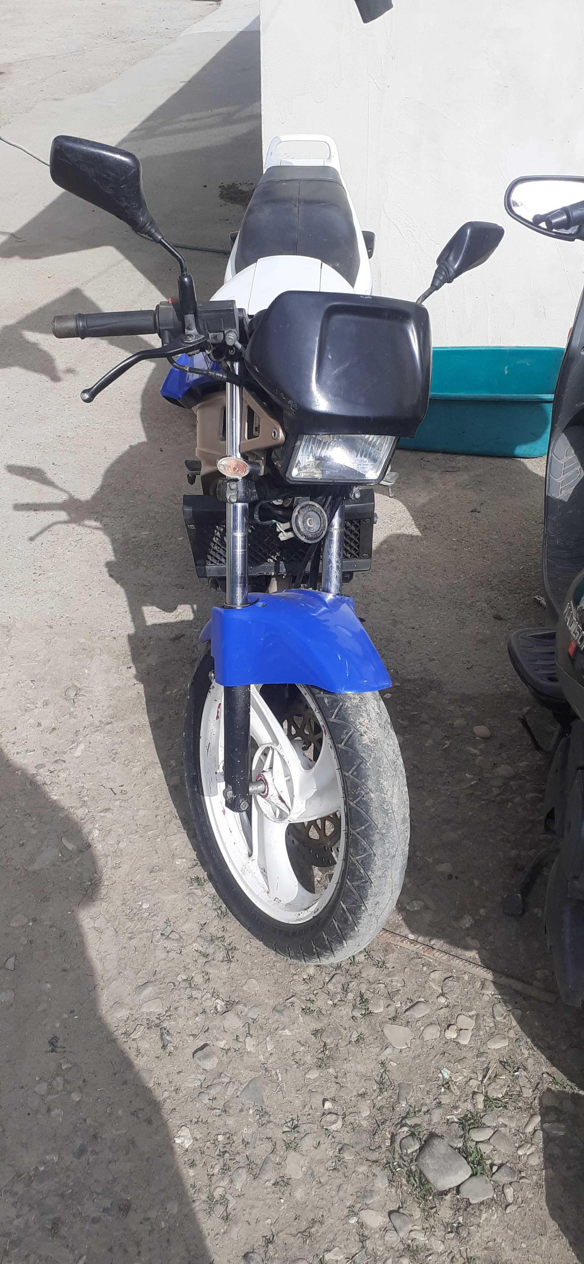 Motocicletă Honda 125 power valv cu acte