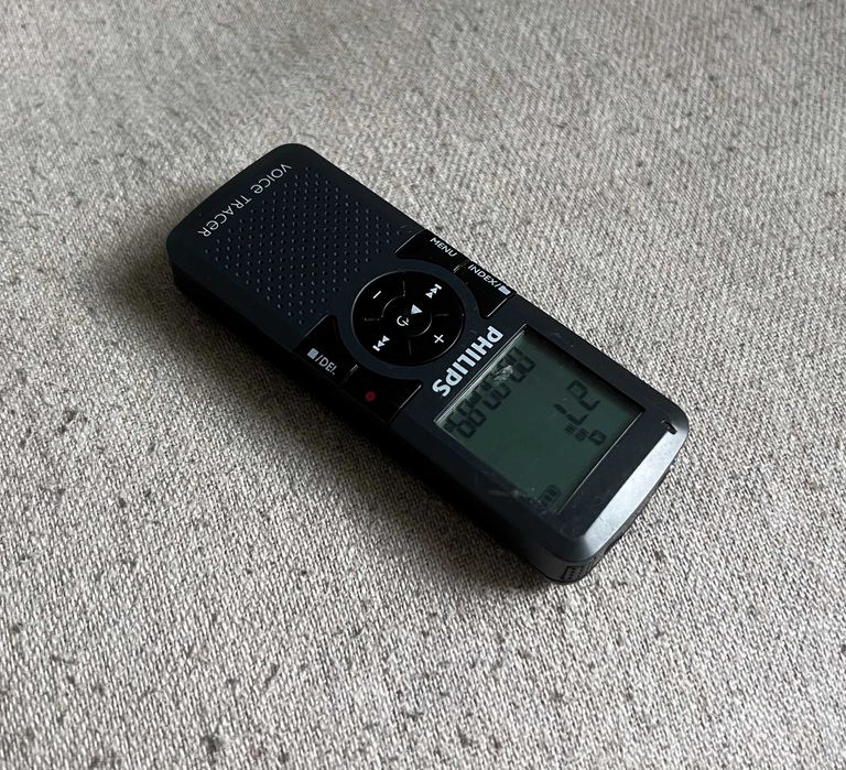 Reportofon Philips Voice Tracer LFH0602 cu microfon extern defect