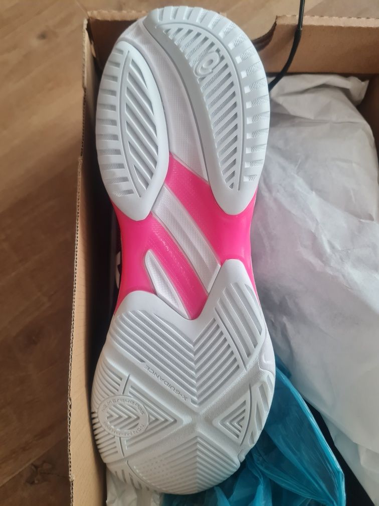 Маратонки ASICS Netburner Ballistic