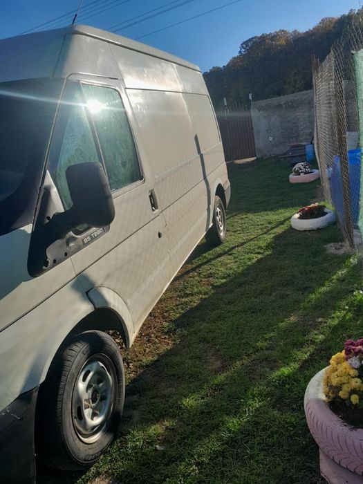 Vând duba ford transit