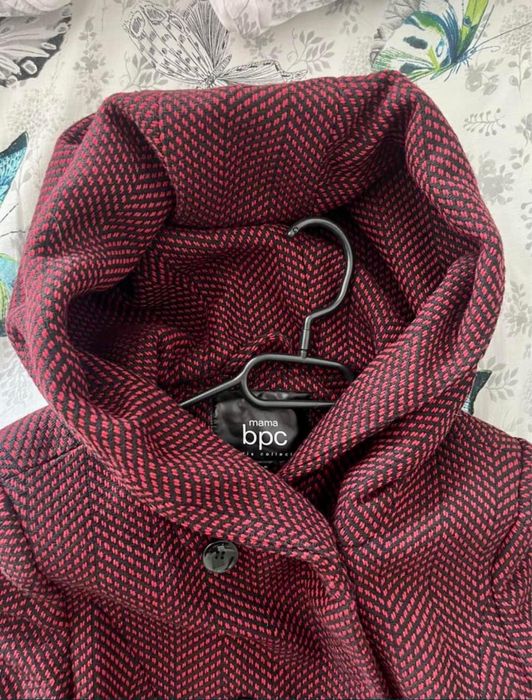 Paltonas gravide si post nastere, cu lana in compozitie