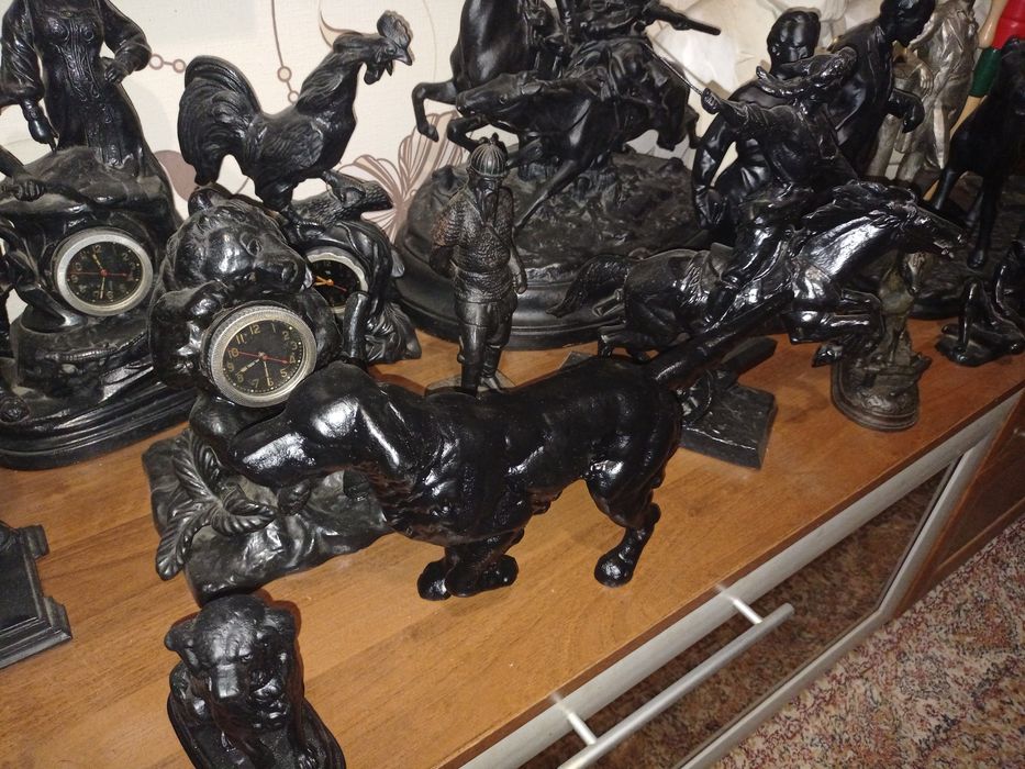 Продам часы хозяйка медной горы чугун касли