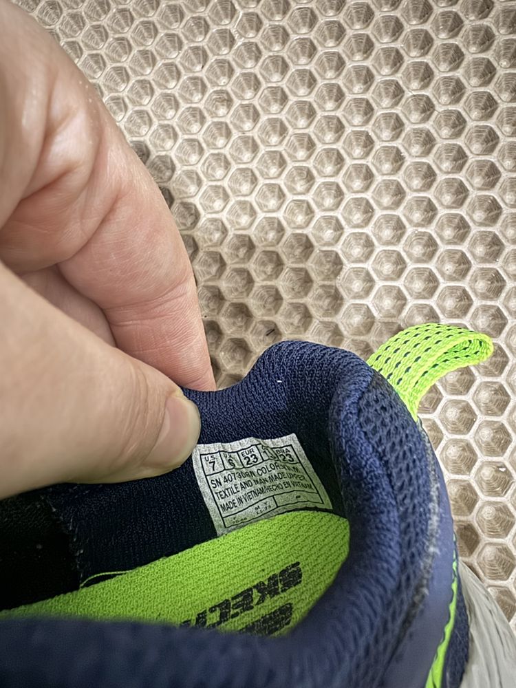 Кроссовки sketchers 23 размер
