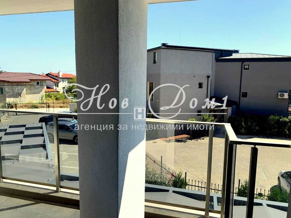 - топ локация - лукс обзаведен - паркомясто - готов за нанасяне -