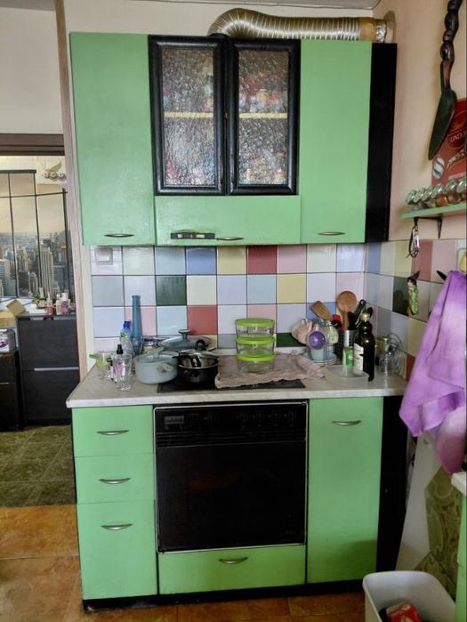 Кухня с шкафове