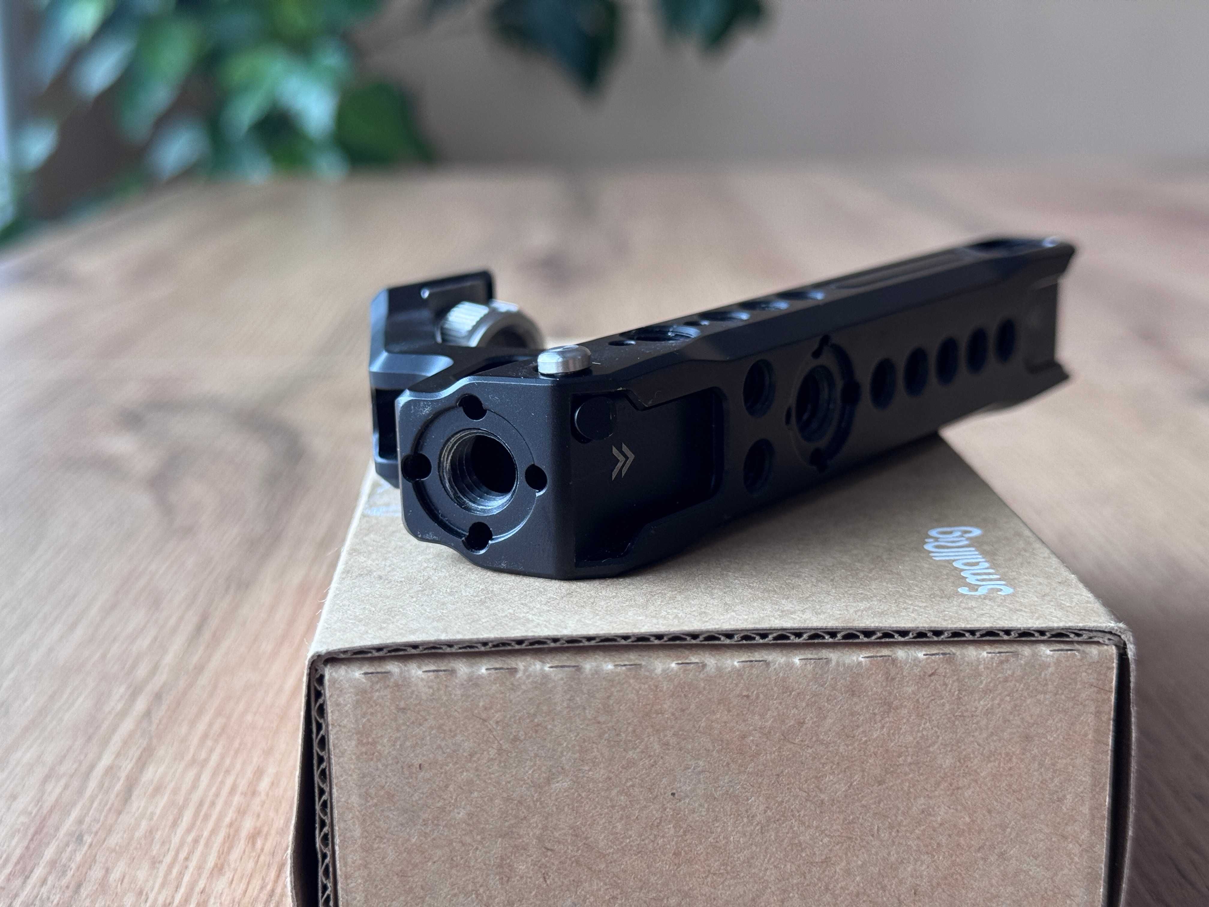 Горна дръжка SmallRig 2165c - с резби с Arri захват