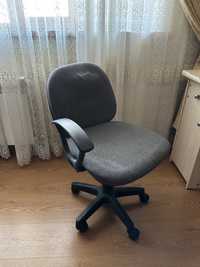 Офисное кресло Б/У