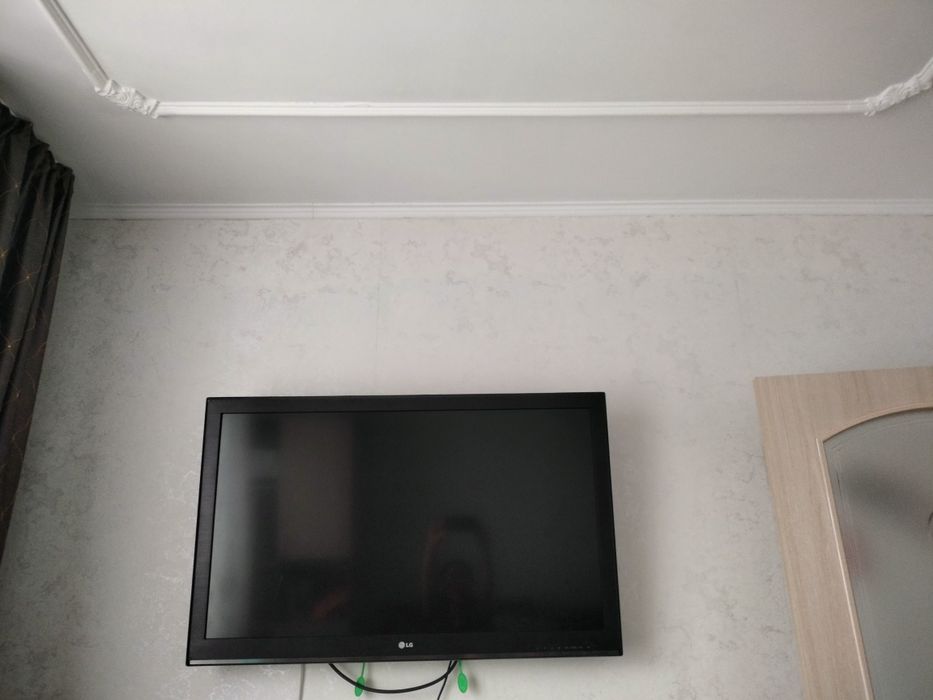 Продаётся телевизор LG
