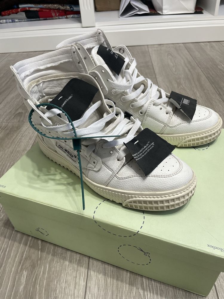 Off White court 3.0