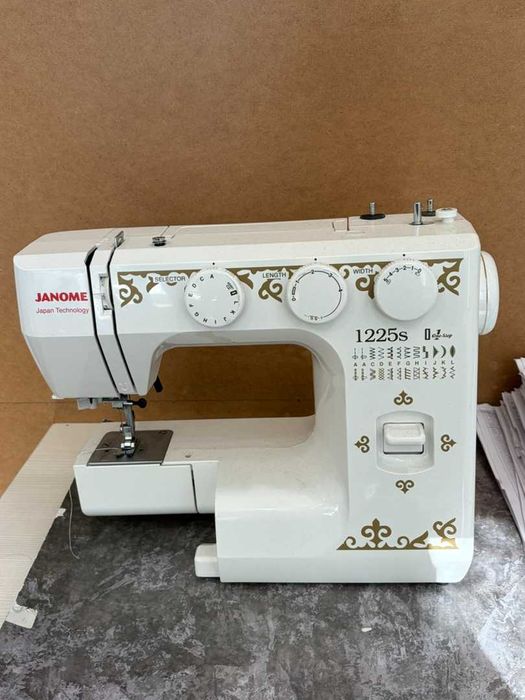 Janome 1225S 
Швейная машинка  (Актау 7-12) лот 747308