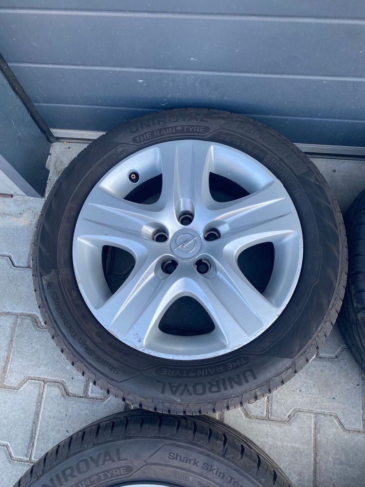 Jante structurate Opel Astra H R16 5x110