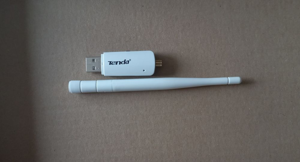 Adaptor Wireless Wi-Fi Tenda + Adaptor Wireless Tp-Link