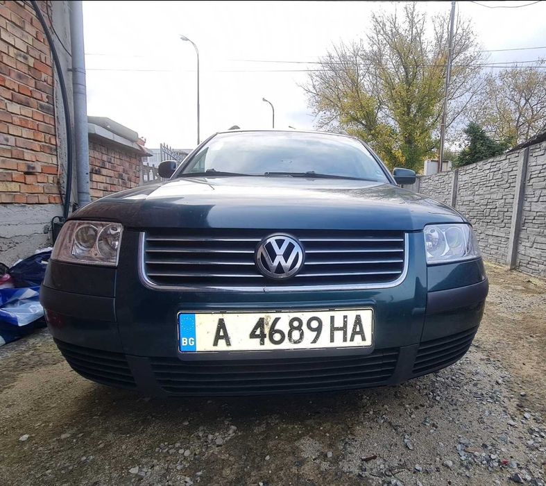 Части за Пасат б5.5 131кс комби цвят тъмно зелен