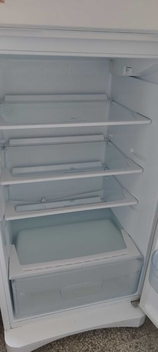 Хладилник Индезит