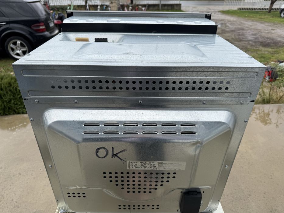 Фурна за вграждане Gorenje Инокс + керамичен плот