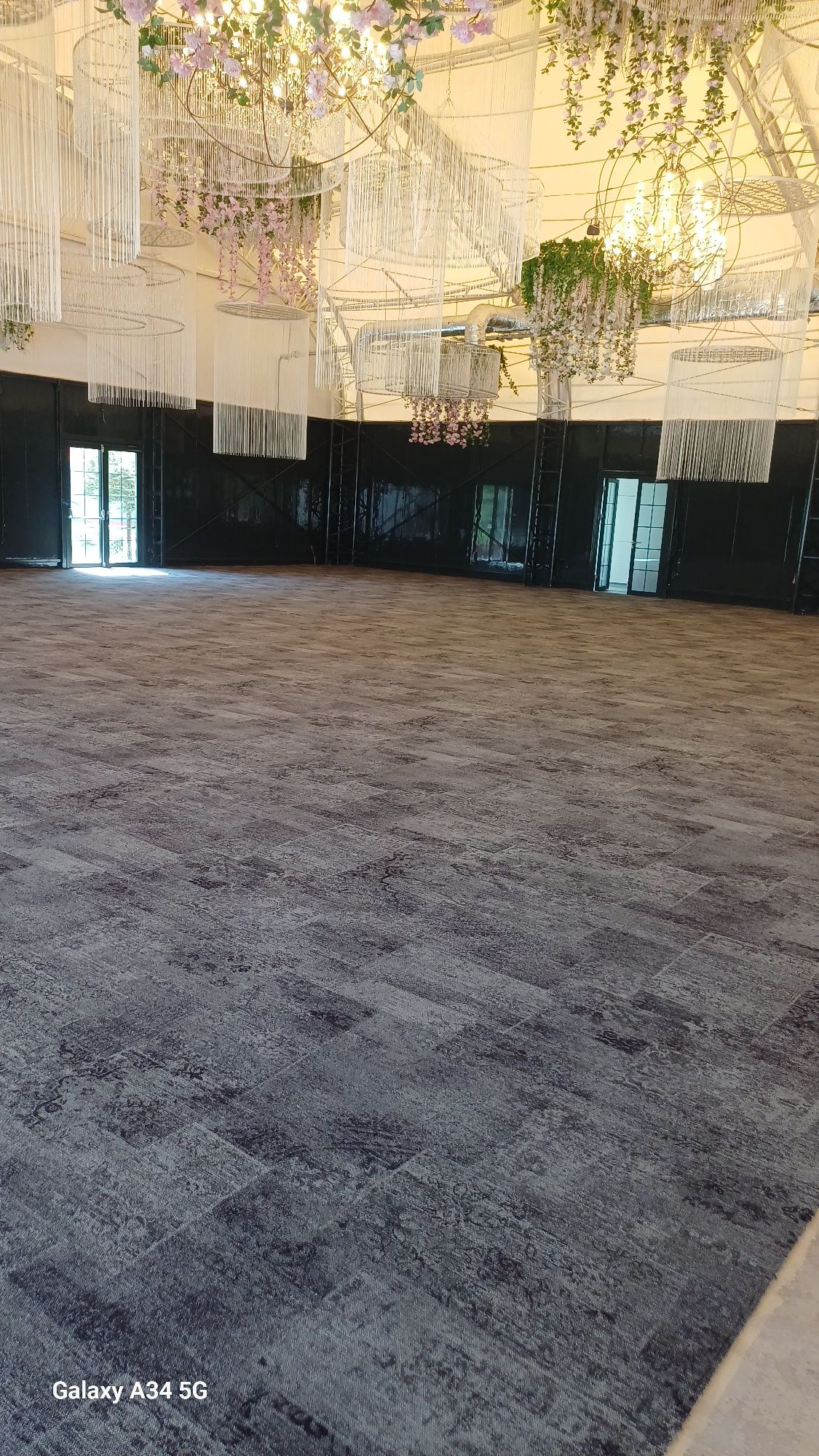 Montaj pardoseli Covor pvc tarkett.mocheta  linoleum
