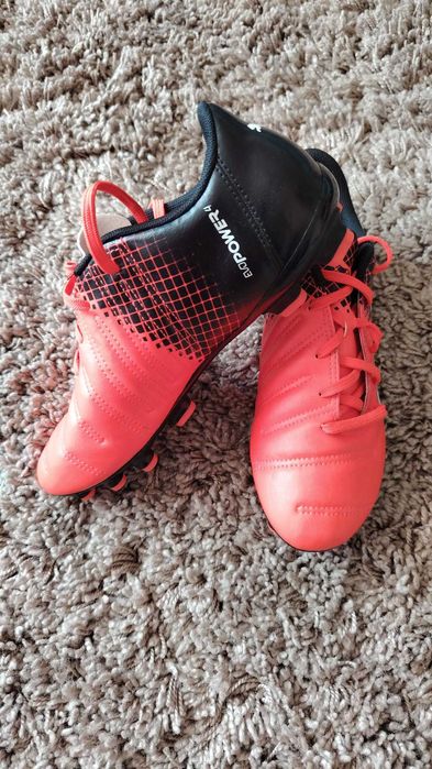 Ghete fotbal , adidasi fotbal Puma Evo Power 4.3, noi , marime 38.5