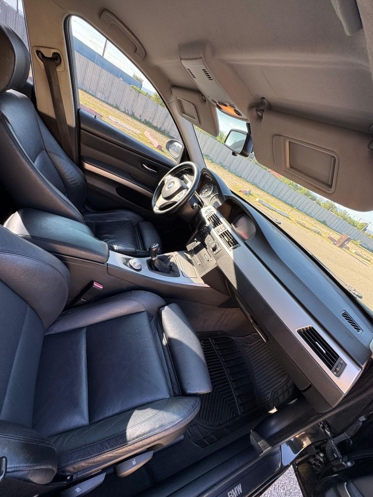 Bmw E90 320D 163cp distribuție în fata