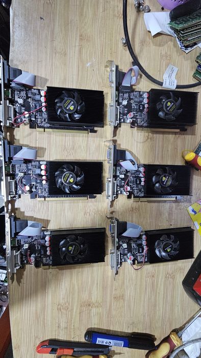 Видеокарта Gt210 1gb 64bit