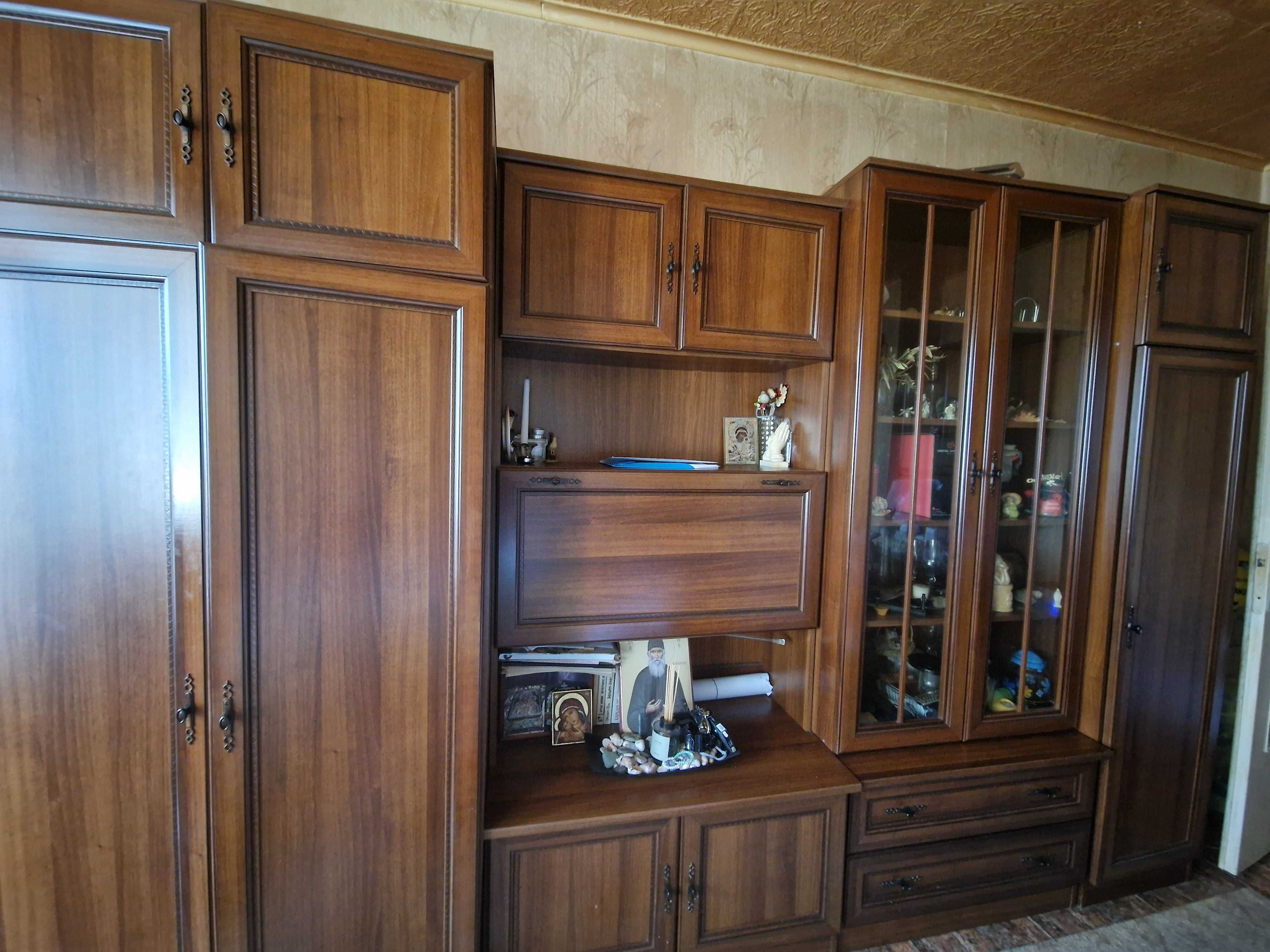 Продавам секция /холна гарнитура