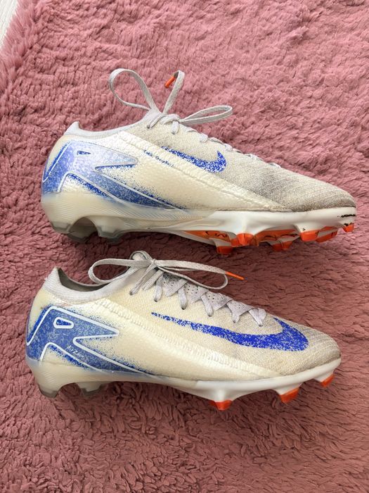 ghete de fotbal Nike Mercurial