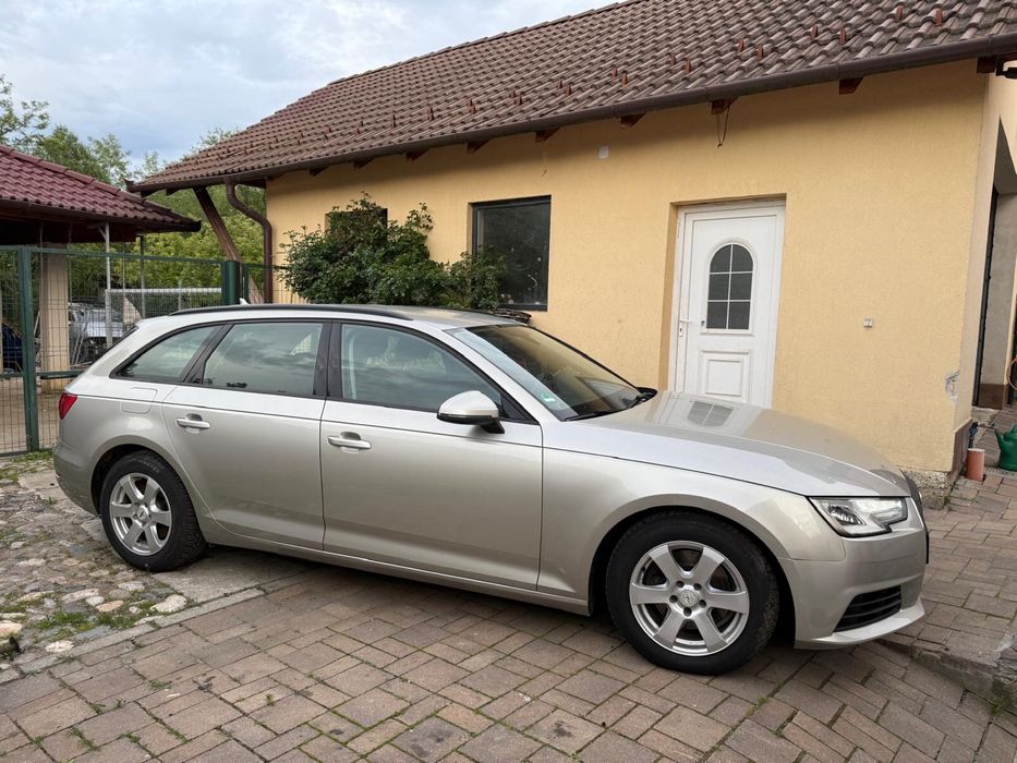 vând Audi A4 Dizel 20 L model ultra