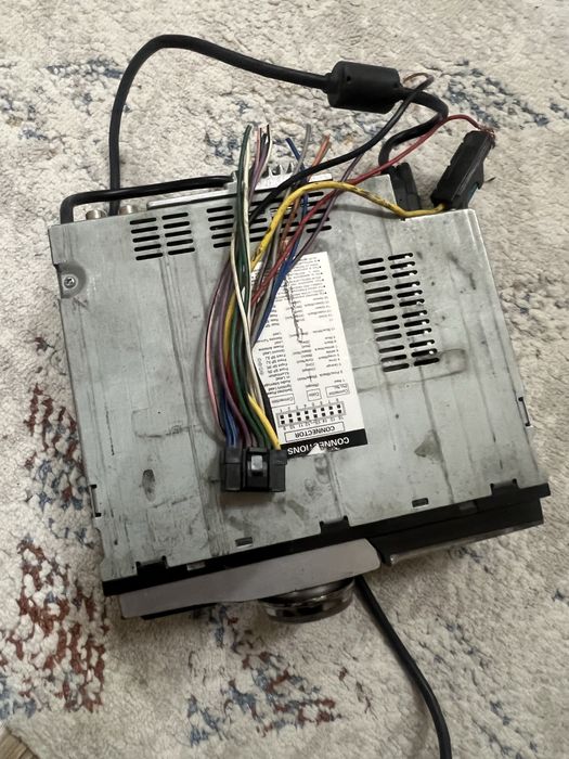 ALPINE  X305 ida abto zapchas