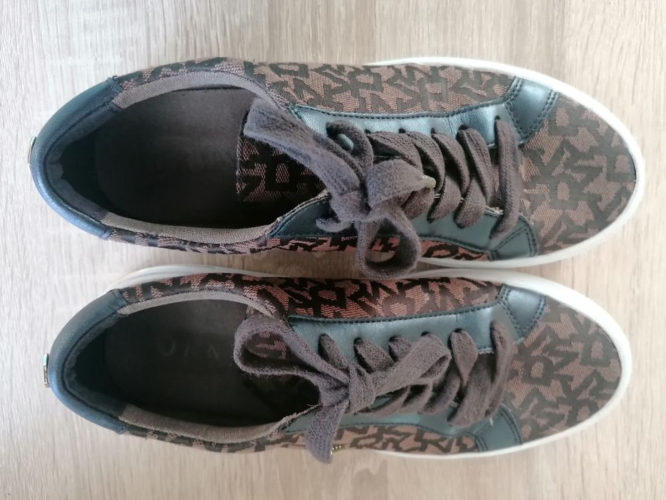 DKNY оригинални кецове