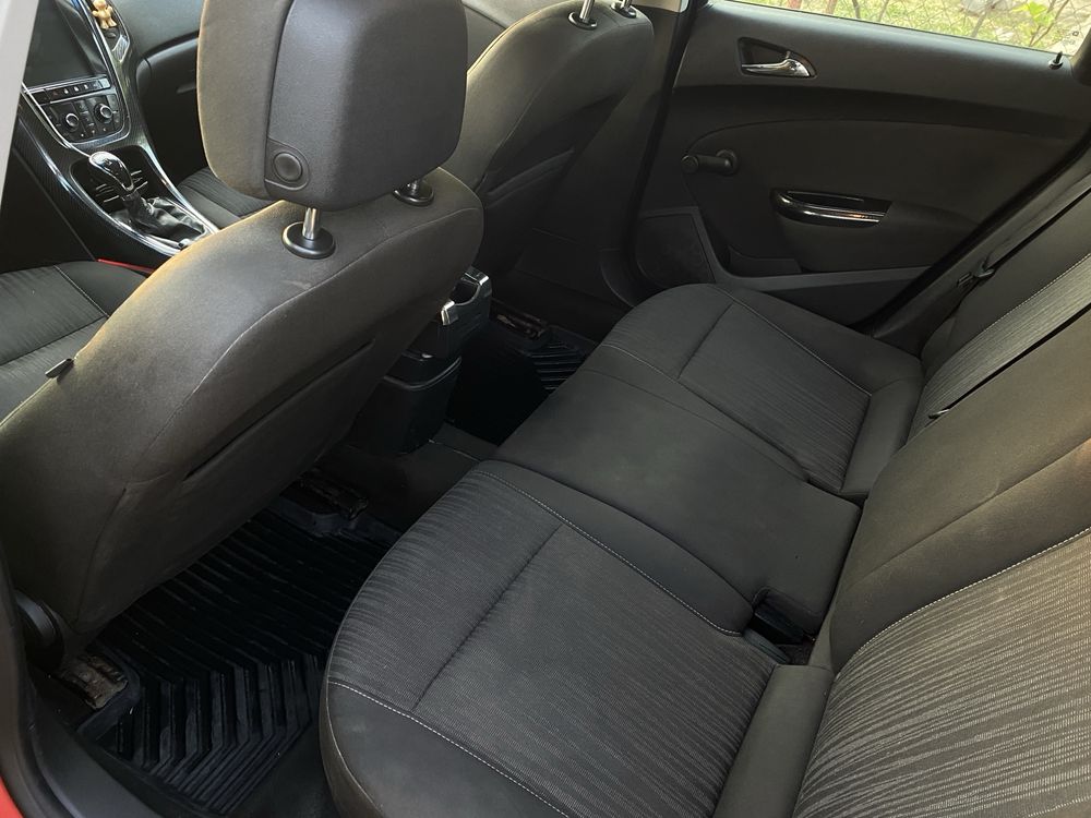 Opel astra j 2012